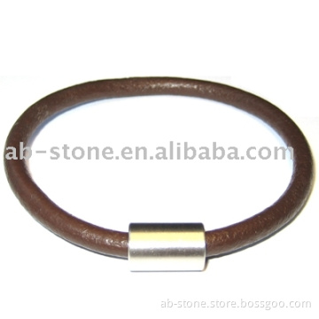 leather bracelet w/steel clasp